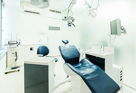 個人診療所では数少ない国の認定医院　歯周病専門医研修施設とは？